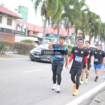 Runner Photo 3995388