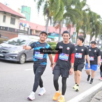 Runner Photo 3995398