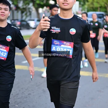 Runner Photo 3995473