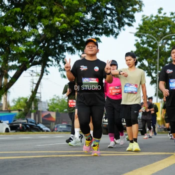 Runner Photo 3995476