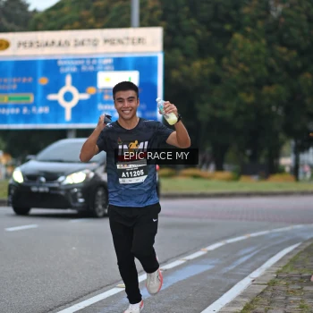 Runner Photo 3995504