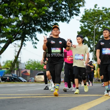 Runner Photo 3995516