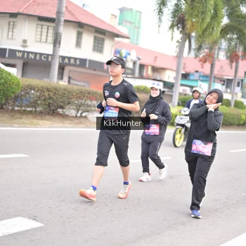 Runner Photo 3995519