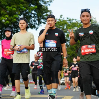 Runner Photo 3995534