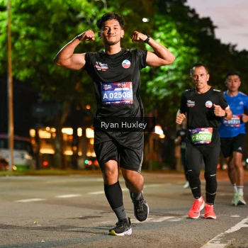 Runner Photo 3995563
