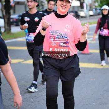 Runner Photo 3995574