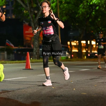 Runner Photo 3995581
