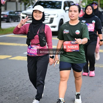Runner Photo 3995593