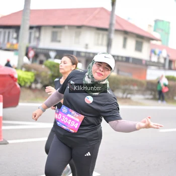 Runner Photo 3995595