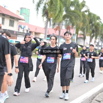 Runner Photo 3995615