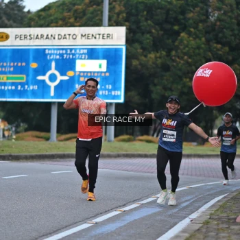 Runner Photo 3995667