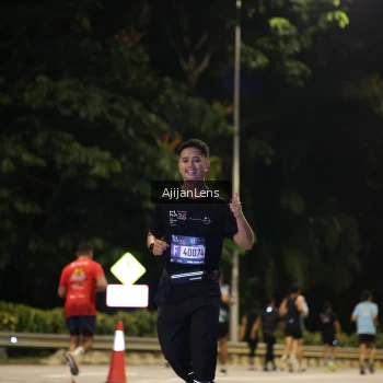 Runner Photo 3995674