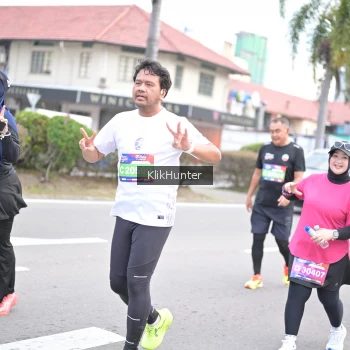 Runner Photo 3995683