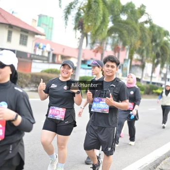 Runner Photo 3995689