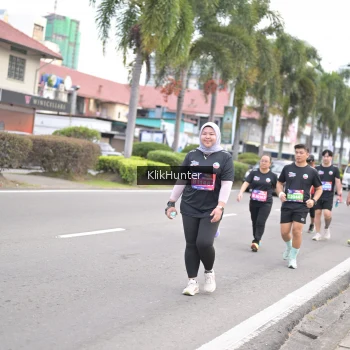 Runner Photo 3995697