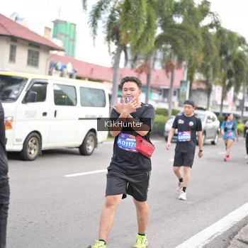 Runner Photo 3995703