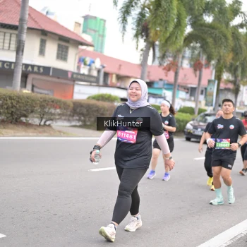Runner Photo 3995704