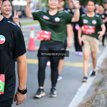Runner Photo 3995711