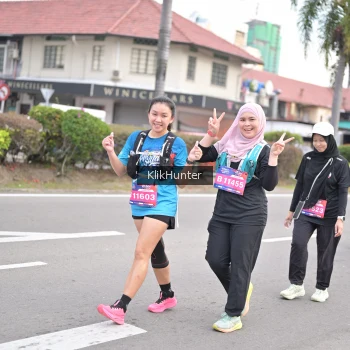 Runner Photo 3995733