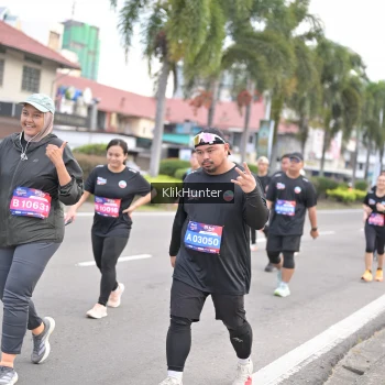 Runner Photo 3995743