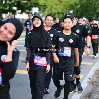 Runner Photo 3995744