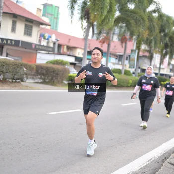 Runner Photo 3995762