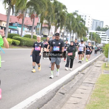 Runner Photo 3995790