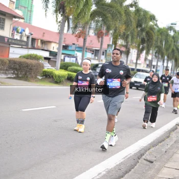 Runner Photo 3995798