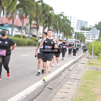 Runner Photo 3995826