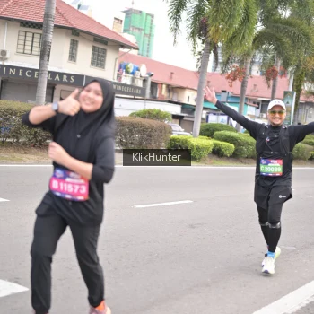 Runner Photo 3995861