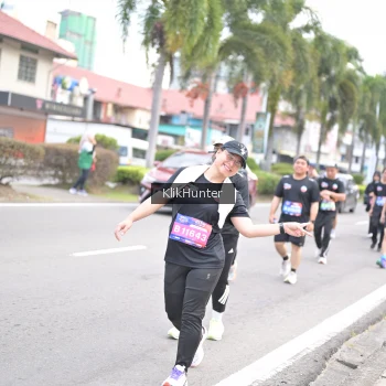 Runner Photo 3995869