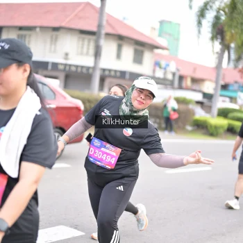 Runner Photo 3995870
