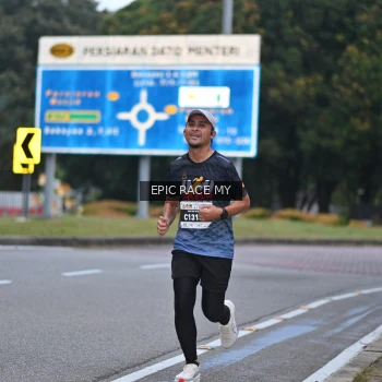Runner Photo 3995883