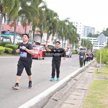 Runner Photo 3995919