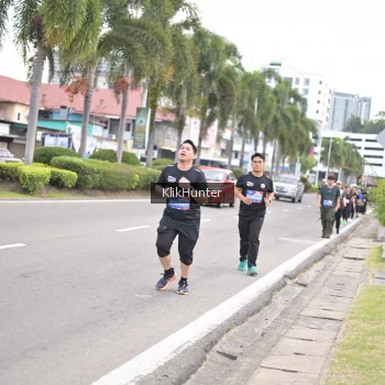 Runner Photo 3995922