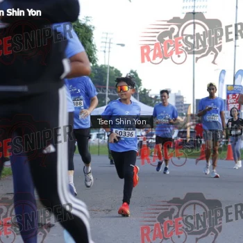 Runner Photo 399593