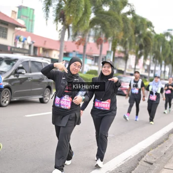 Runner Photo 3995984