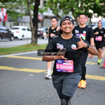Runner Photo 3995999
