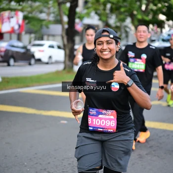 Runner Photo 3996001