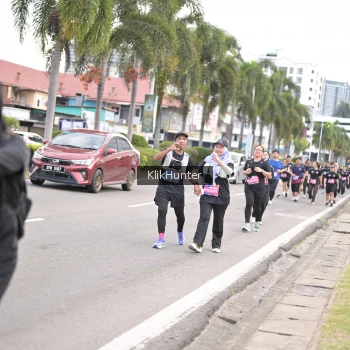 Runner Photo 3996007