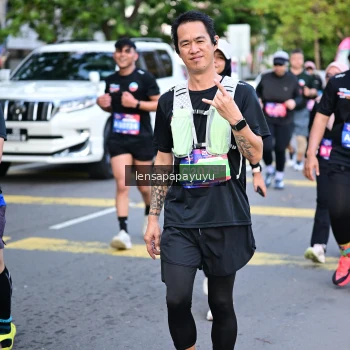 Runner Photo 3996018
