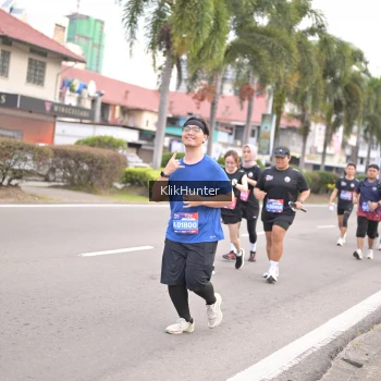 Runner Photo 3996027
