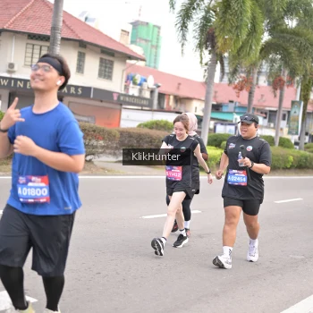 Runner Photo 3996032