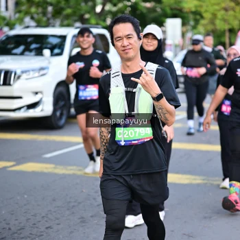 Runner Photo 3996040
