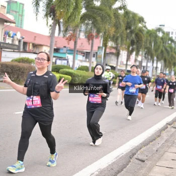 Runner Photo 3996043