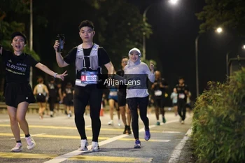 Runner Photo 3996044