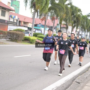 Runner Photo 3996056