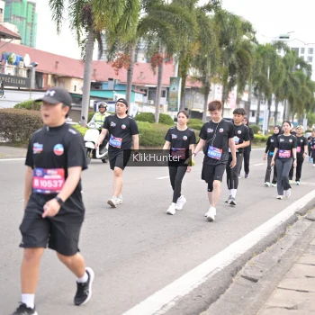 Runner Photo 3996072