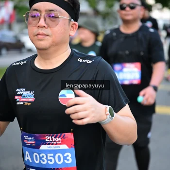 Runner Photo 3996084