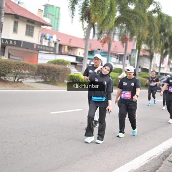Runner Photo 3996104